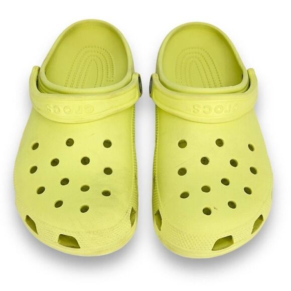 CROCS Classic Clog Pale Banana Yellow Unisex Men's 7 Women's 9 - Picture 2 of 11